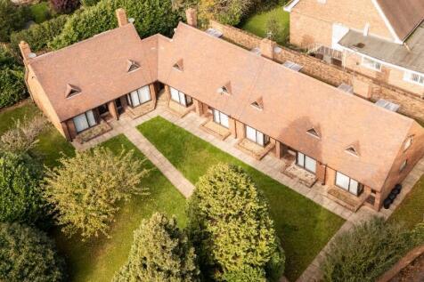 1 bed mews to rent Trinity Close, Stratford-Upon-