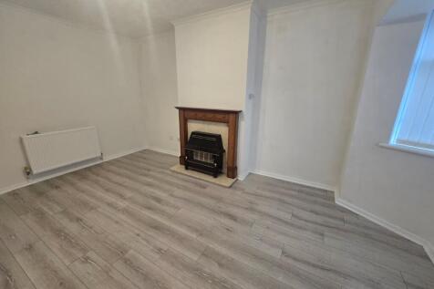 Cresswell Crescent, Walsall, WS3 2UN photo 3