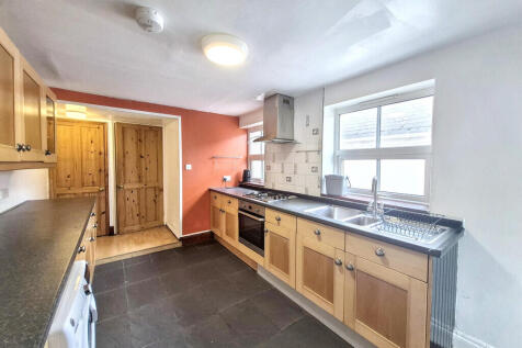 Clifton Crescent, Falmouth photo 4