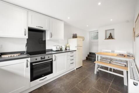 Saxton Mee The Bobbin 0024.jpg