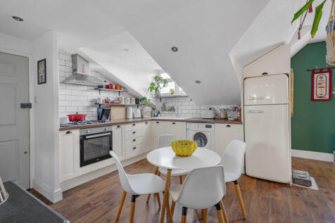 Reception/Kitchen