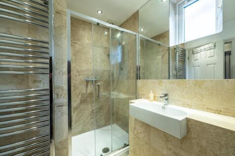 Shower Room.jpg
