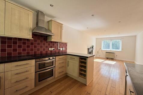 Kitchen and Lounge