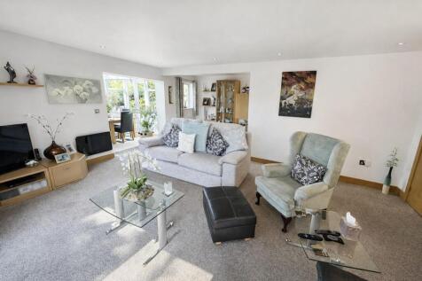living room .jpg