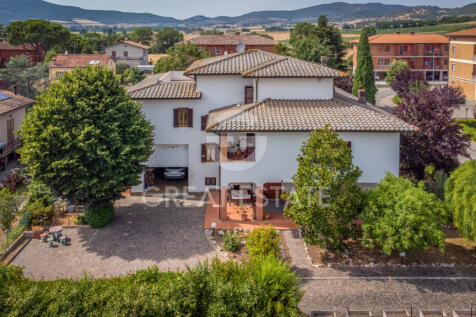 Esterno
