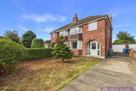 Lytham St Annes, FY8 - property photo