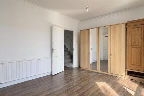 Ashford Rd, E6 House For Sale By Barrain London Es