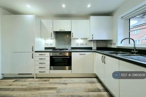 Baird Close, Wellesley, Aldershot, GU11 photo 3