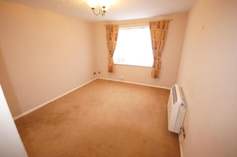 Ramshaw Drive, Chelmer Village, Chelmsford, Essex photo 3