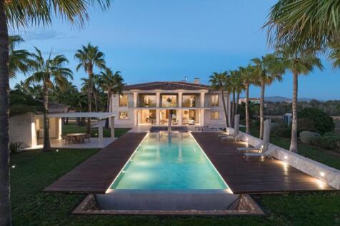 A dreamlike and spacious property near Santanyi