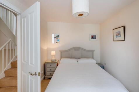 Dennings House_Bedroom