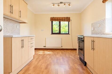 The Ridings, St Ives, Cambs, PE27 photo 3