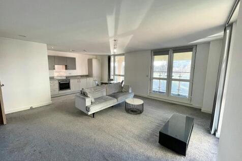 Living Room/Kitchen