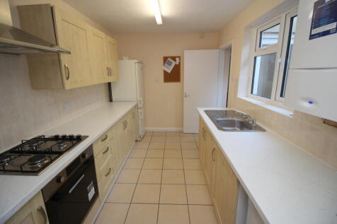 Totteridge Avenue, High Wycombe, HP13 photo 5