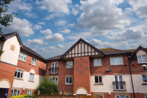 Victoria Court, Whitefield, M45