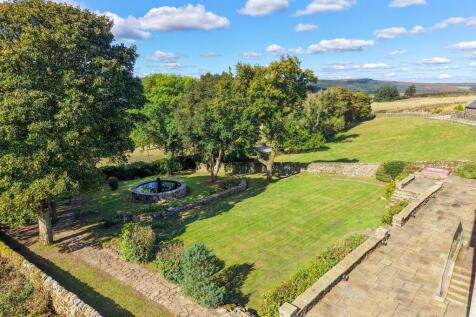 4 bed, 2 bath Detached in Sheffield - Photo 23