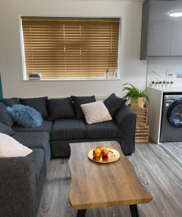 Flat 2 10 Llewellyn Road, Leamington Spa photo 3