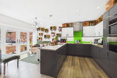 Open-Plan Kitchen Living