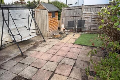 Underdown Road, Southwick photo 3