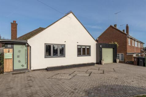 Harpenden, AL5 - property photo
