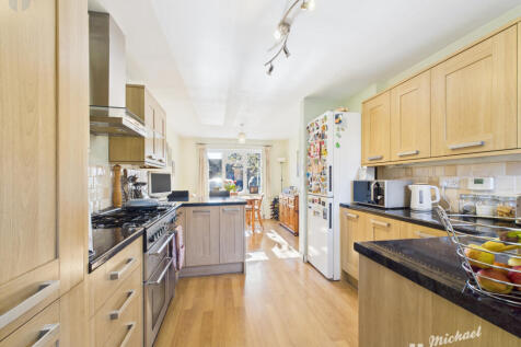 CAM03218G0-PR0603-STILL006