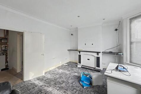 91a Little Ilford Lane, Manor Park, London, E12 5PN