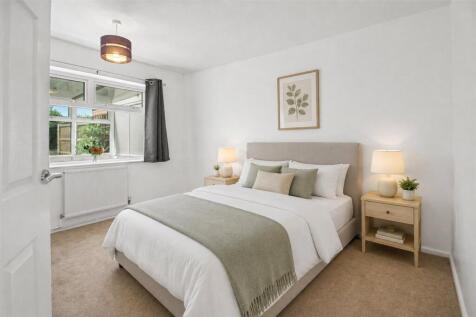 Meadow Way, Norwich, Norfolk, NR6 photo 3