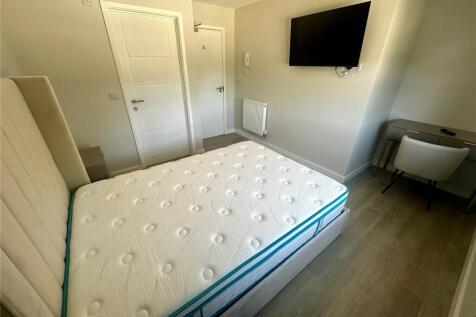 Moorlands Farmhouse 2, West End, Southampton, SO30 photo 4