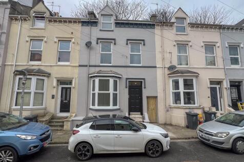 33 Castlemona Ave-01.jpg