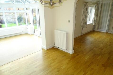 Dining Area to Lounge and Cons