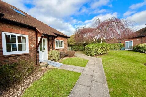 17 Barton Court F...