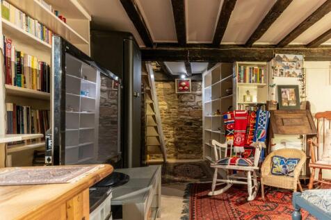 Family Room - Office 2.jpg