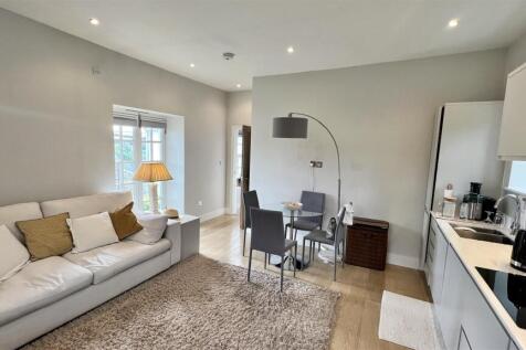 Hillfield, Dartmouth photo 3