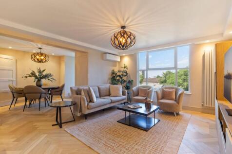 Newly Refurbished Apartment in St John's Wood, NW