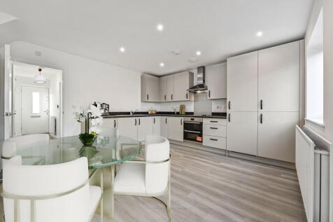 Barrosa Way, Whitehouse, MK8 photo 3