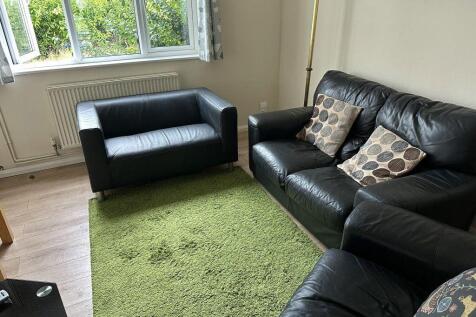 Titup Hall Drive photo 4