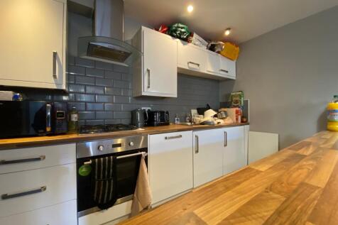 Crwys Road, Cathays photo 3