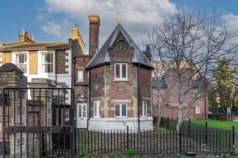 24 Madinah Road, Hackney, London, E8 1PG