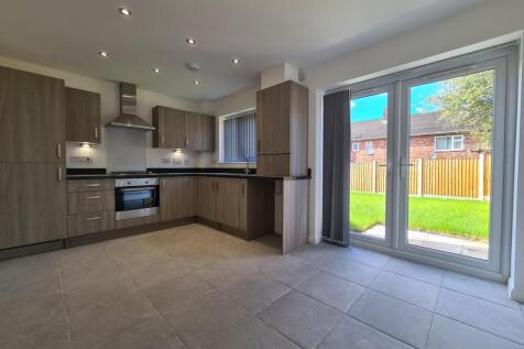Stainton Drive, Middleton, Manchester, M24 photo 3