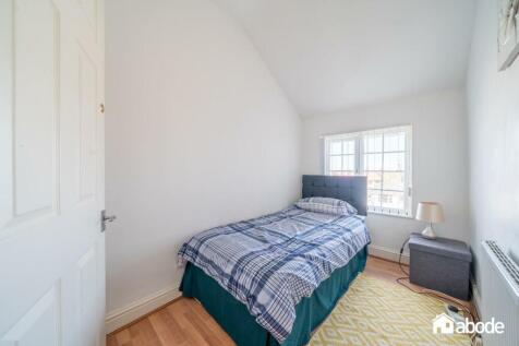 44 Brooke Road West (2 of 24) - Copy.jpg