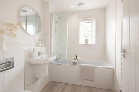 bathroom in 3 bed houses for sale newbury