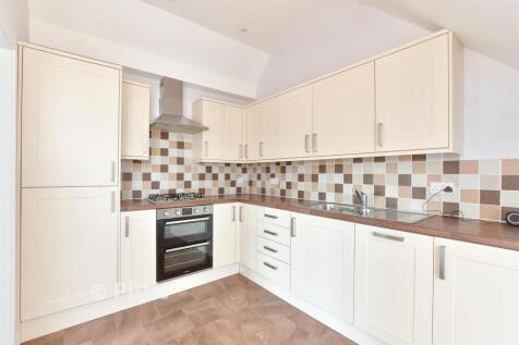 Kitchen/ Living Area