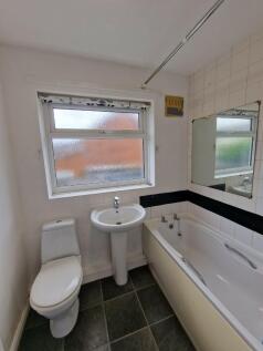 Macaulay Road, Hartlepool, TS25 photo 5