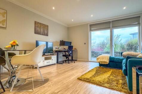 45 Majestic Apartments, Onchan (5).jpg