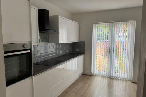 24 Disley Avenue, Manchester. M20 1JU photo 5