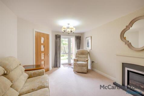 8699344-interior14.jpg