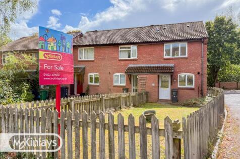 2 bedroom End Terrace for sale in Allington Close