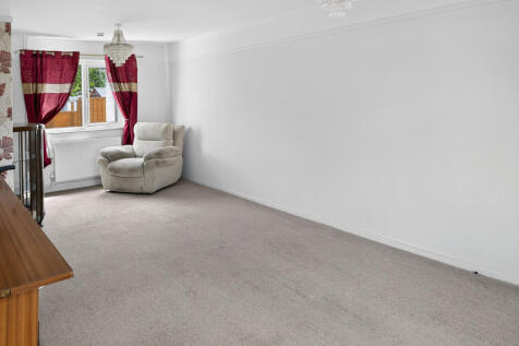 Sitting/Dining Room