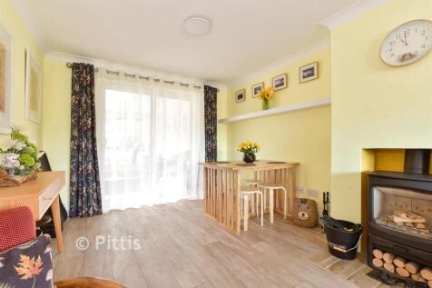 Lounge/ Dining Room