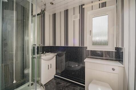 17 Kinneff Crescent RENTAL-7.JPG